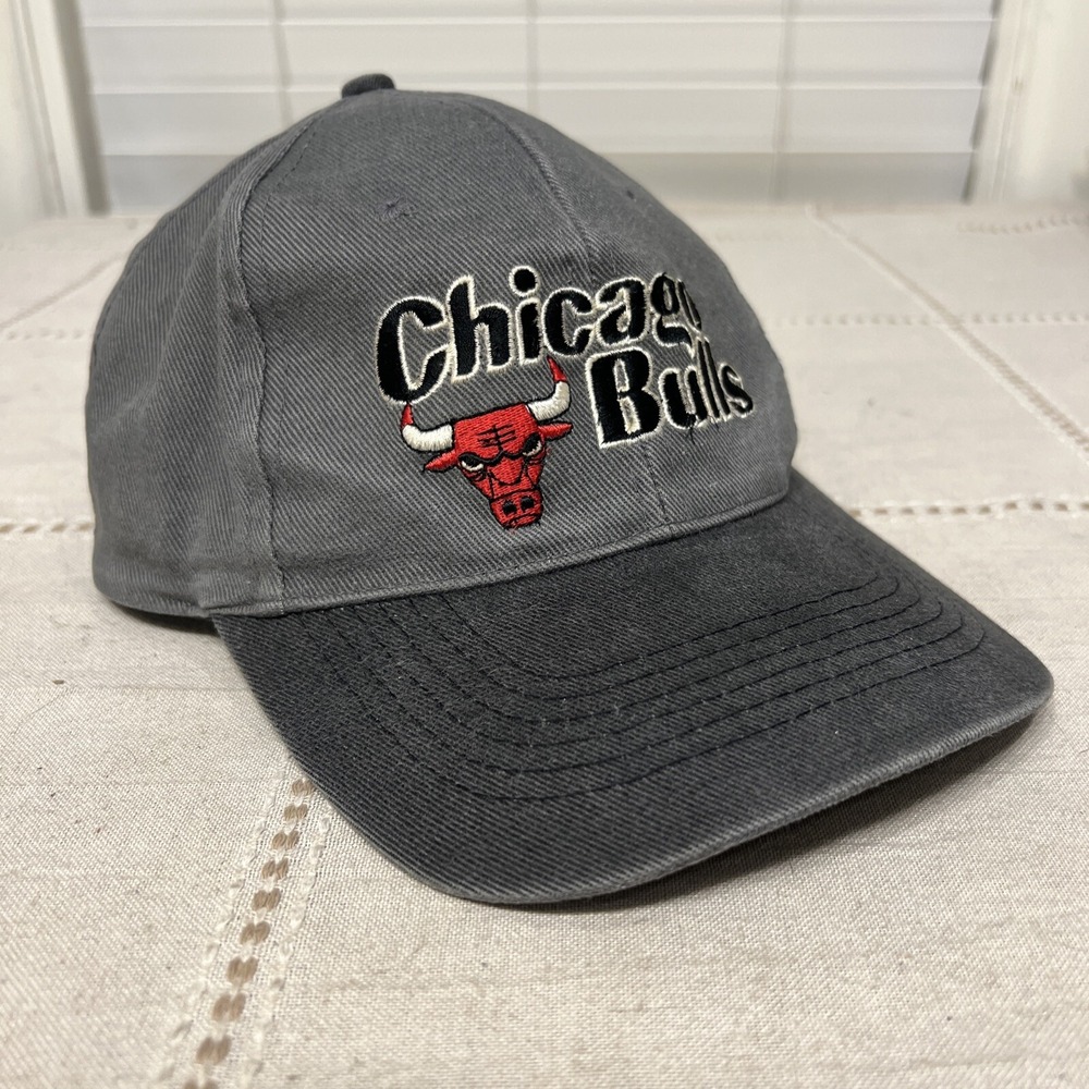 Vintage Chicago Bulls MGD Hat Kick 10 pro gear Rare 90's